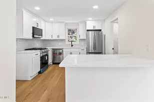 17 Henry St, Freehold, NJ 07728 - Photo 15
