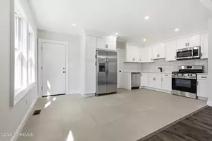 22 Washington St, Long Branch, NJ 07740 - Photo 7