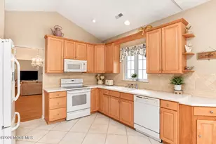 93 Pebble Beach Blvd, Jackson, NJ 08527 - Photo 9