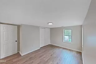 7 Wyckoff Mills Rd, Freehold, NJ 07728 - Photo 7