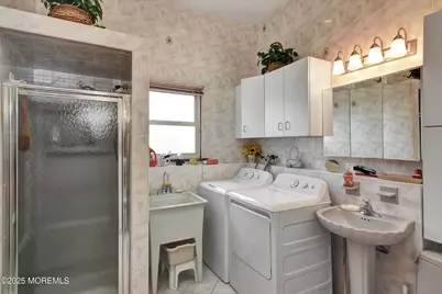 418 Atlantic Avenue, Aberdeen Township, NJ 07747 - Photo 21