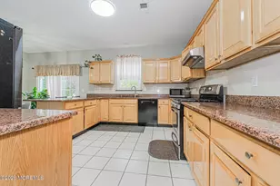 315 Wedgewood Rd, Morganville, NJ 07751 - Photo 15
