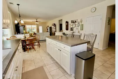 84 Marlow Drive, Jackson, NJ 08527 - Photo 9