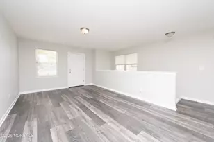 41 Seabreeze Way, Keansburg, NJ 07734 - Photo 5