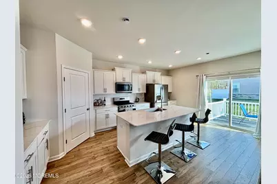 4 Victoria Gardens Square, Neptune Township, NJ 07753 - Photo 7