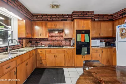 844 Lakeshore Drive, Keyport, NJ 07735 - Photo 7