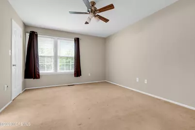 26 Duncan Way, Freehold, NJ 07728 - Photo 19