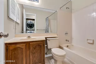 26 Duncan Way, Freehold, NJ 07728 - Photo 17