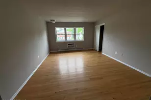 28 Spring Terrace, Freehold, NJ 07728 - Photo 5