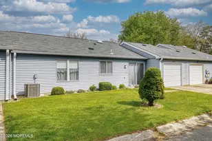 943 Liverpool Cir, Manchester Township, NJ 08759 - Photo 3
