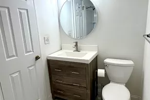 39 Poplar Pl, Freehold, NJ 07728 - Photo 5