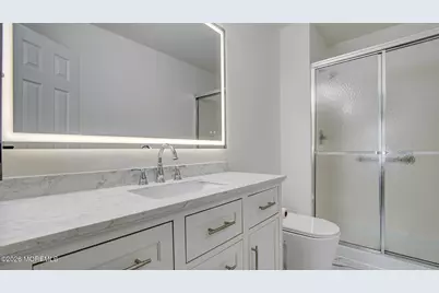 39 Poplar Place, Freehold, NJ 07728 - Photo 13