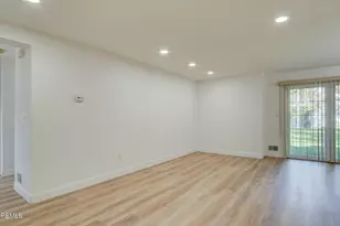 39 Poplar Pl, Freehold, NJ 07728 - Photo 17