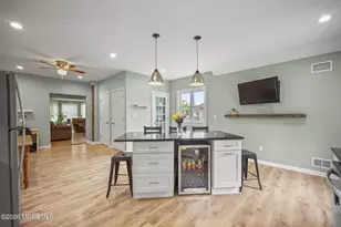 156 Myrtle Ave, Belford, NJ 07718 - Photo 3