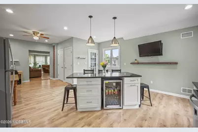 156 Myrtle Avenue, Belford, NJ 07718 - Photo 11