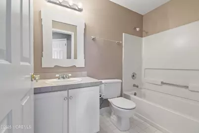 95 Madison Court, Tinton Falls, NJ 07712 - Photo 21