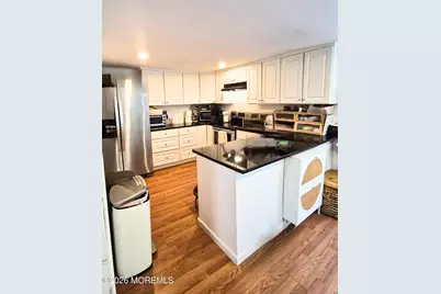 98 New Monmouth Road, Middletown, NJ 07748 - Photo 3