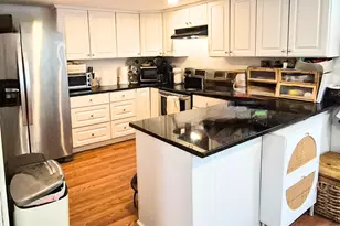 98 New Monmouth Rd, Middletown, NJ 07748 - Photo 3