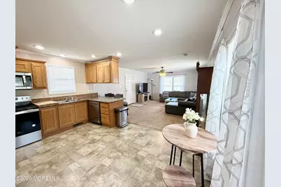 65 Woodchuck Parkway, Whiting, NJ 08759 - Photo 5