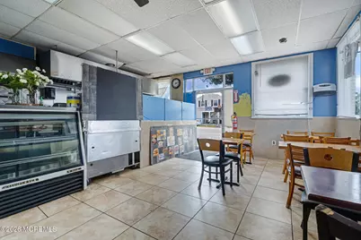 715 Laurence Parkway, South Amboy, NJ 08879 - Photo 9