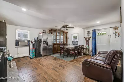 715 Laurence Parkway, South Amboy, NJ 08879 - Photo 17
