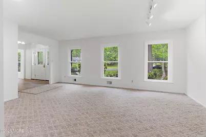 136 Green Oak Boulevard, Middletown, NJ 07748 - Photo 5