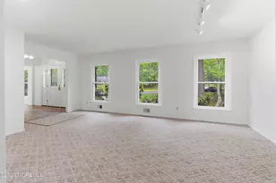 136 Green Oak Blvd, Middletown, NJ 07748 - Photo 5