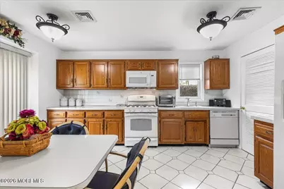 136 Tangerine Drive #136, Marlboro Township, NJ 07746 - Photo 5