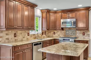 205 Waycross Ct, Lanoka Harbor, NJ 08734 - Photo 45