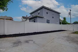 536 Main St, Old Bridge Township, NJ 08879 - Photo 35