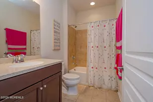 8 E Dartford Dr, Farmingdale, NJ 07727 - Photo 21