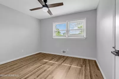 209 Ridge Avenue, Belford, NJ 07718 - Photo 31
