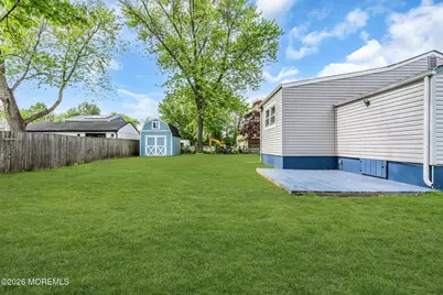 209 Ridge Avenue, Belford, NJ 07718 - Photo 33