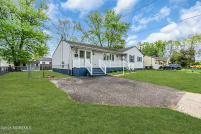 209 Ridge Avenue, Belford, NJ 07718 - Photo 3