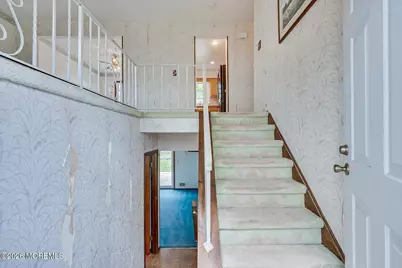 864 Malden Drive, Aberdeen Township, NJ 07735 - Photo 5