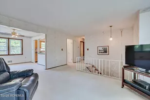 864 Malden Dr, Aberdeen Township, NJ 07735 - Photo 9