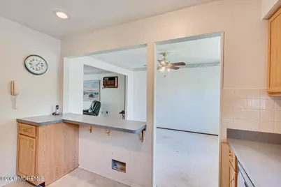 864 Malden Drive, Aberdeen Township, NJ 07735 - Photo 17