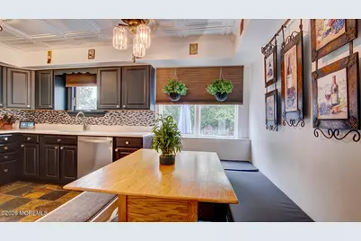 39 Joyce Place, Sayreville, NJ 08859 - Photo 3
