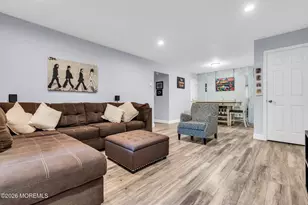 87 Arrowood Rd, Manalapan Township, NJ 07726 - Photo 5