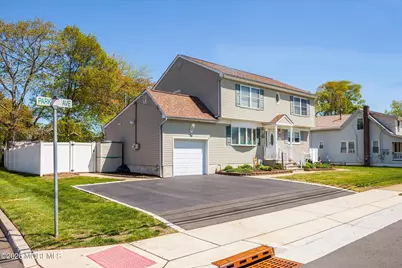 209 Park Avenue, Union Beach, NJ 07735 - Photo 5