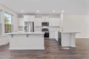 37 Wembley Wy, Tinton Falls, NJ 07753 - Photo 7