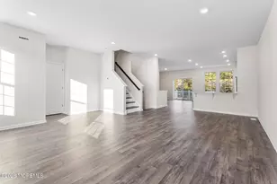 37 Wembley Wy, Tinton Falls, NJ 07753 - Photo 9