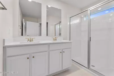 37 Wembley Way, Tinton Falls, NJ 07753 - Photo 17