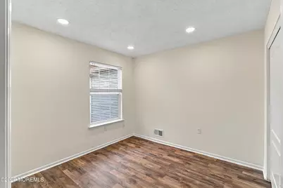 707 Hatchery Court, Freehold, NJ 07728 - Photo 21