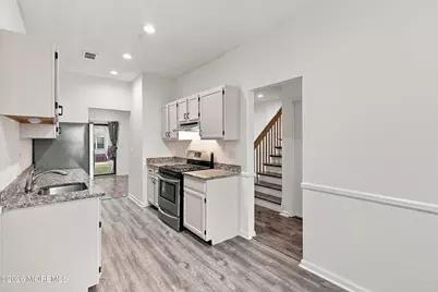 707 Hatchery Court, Freehold, NJ 07728 - Photo 9