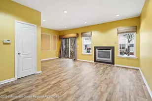 707 Hatchery Ct, Freehold, NJ 07728 - Photo 15