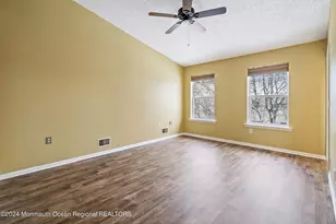 707 Hatchery Ct, Freehold, NJ 07728 - Photo 21