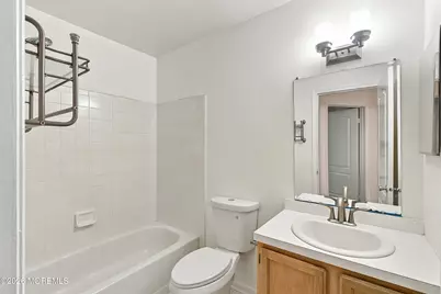 707 Hatchery Court, Freehold, NJ 07728 - Photo 23
