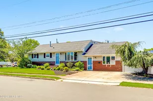 1625 Jackson St, Point Pleasant, NJ 08742 - Photo 3