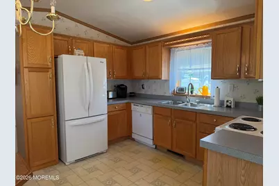 21 Bluebird Lane, Whiting, NJ 08759 - Photo 7
